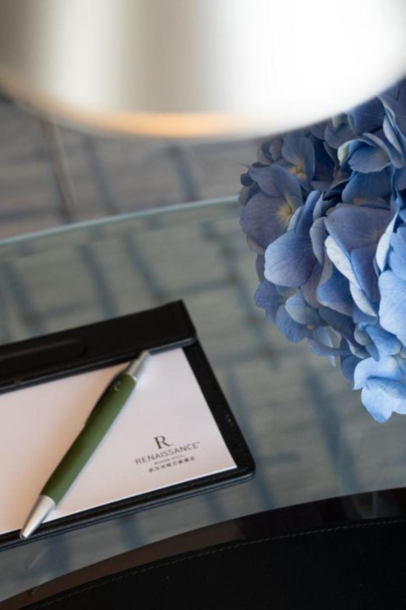 Renaissance Wuhan Hotel Kültér fotó