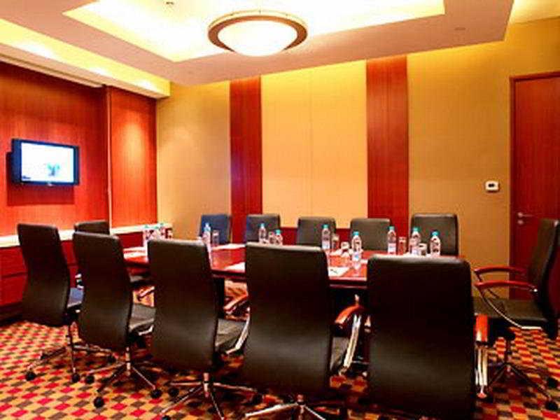 Renaissance Wuhan Hotel Létesítmények fotó